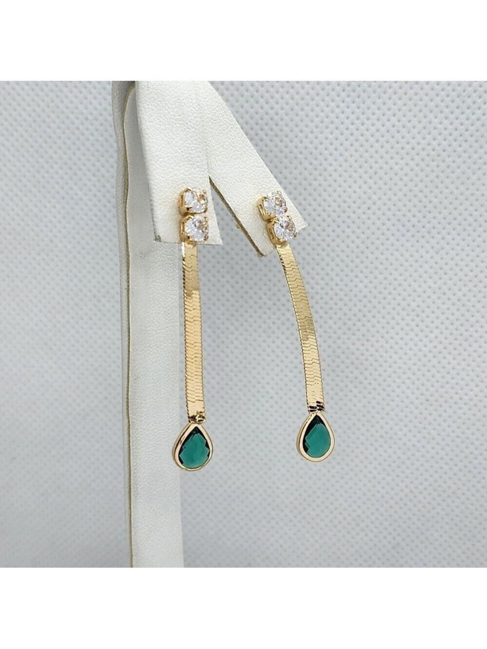 Brand New Brazilian 18k Gold Filled Oval Green Gem Earrings
